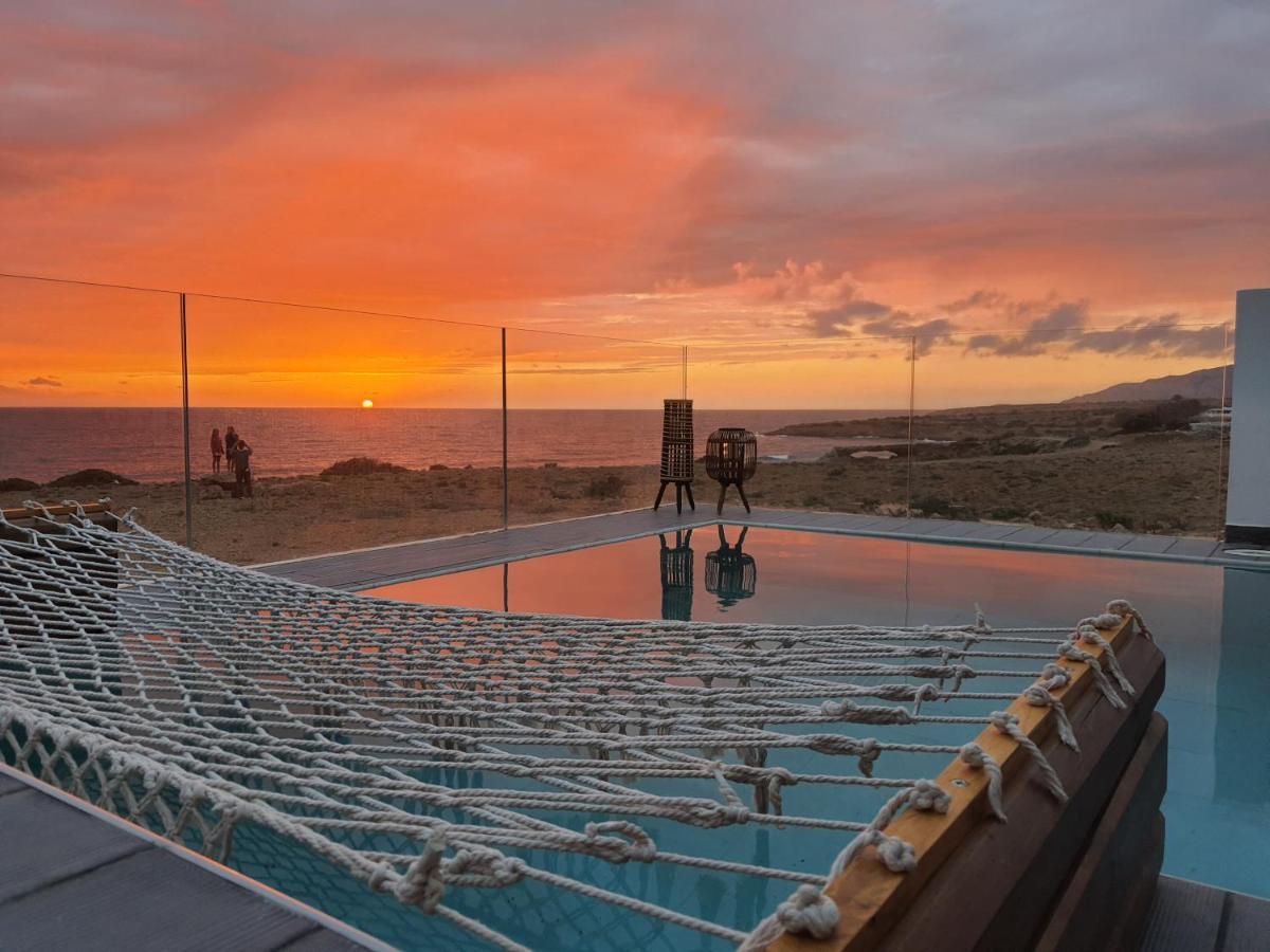 Tramonto Luxury Villa No2 - Breathtaking Sunset View Foiníkion Eksteriør billede